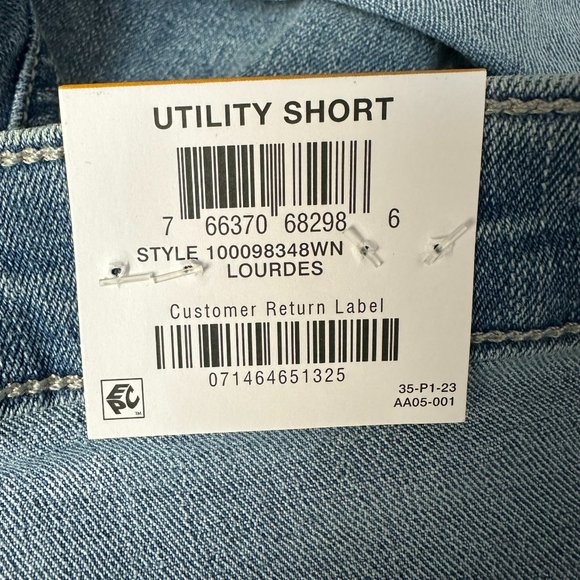 Style & Co. Women's Mid‎ Rise Denim Utility Short, Size 16W, Lourdes Medium Wash - Picture 8 of 11